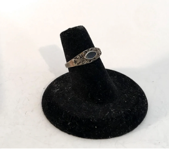 Vintage Sterling Silver Onyx Eye Ring