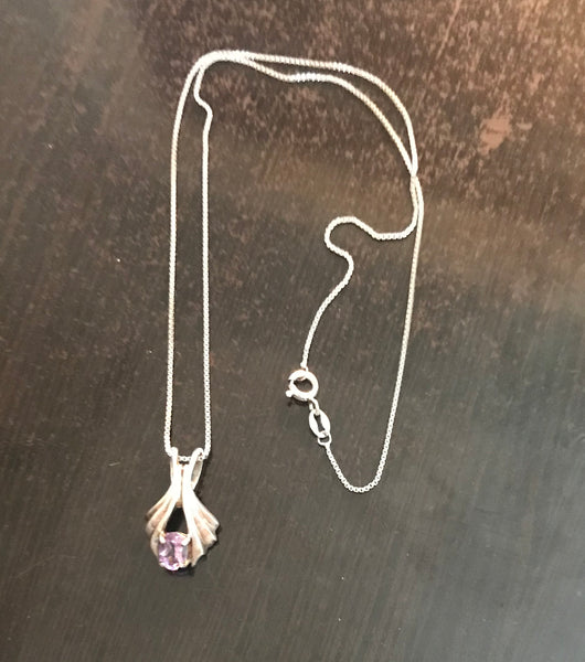 Sterling Silver Oval Amethyst 18" Pendant Necklace