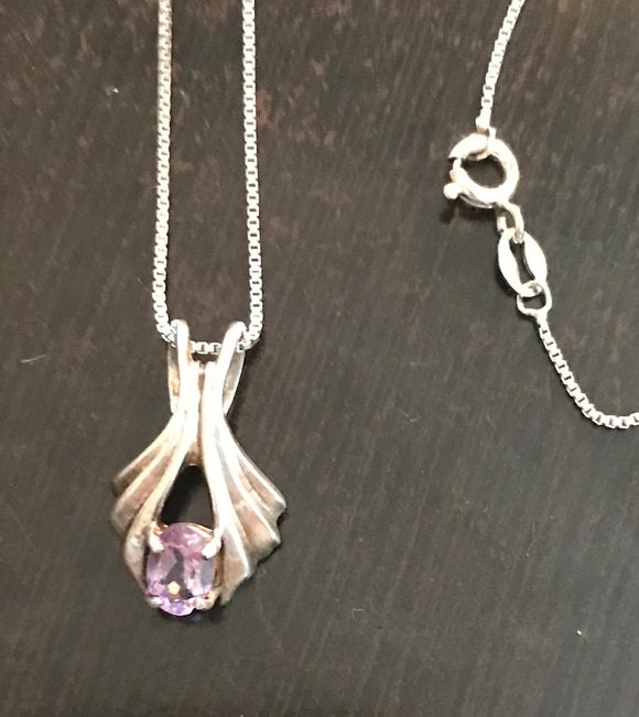 Sterling Silver Oval Amethyst 18" Pendant Necklace