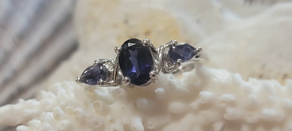 Size 7.5 Sterling Silver 3 Stone Midnight Blue Iolite Artist' Ring