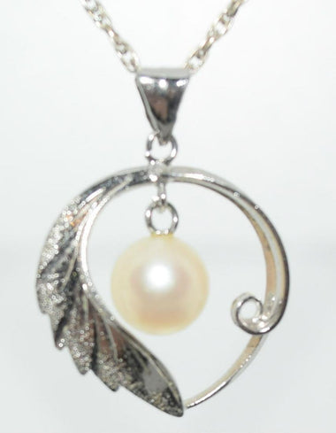 Sterling Silver Dangle Pearl Necklace