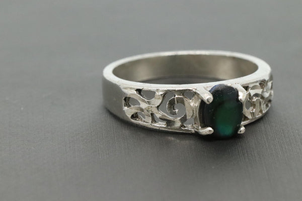 Vintage Filigree Sterling Silver Green Stone Ring Size 7.75