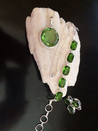 Peridot Quartz Round Handmade Pendant 1.5", Necklace, Ring & Bracelet Set