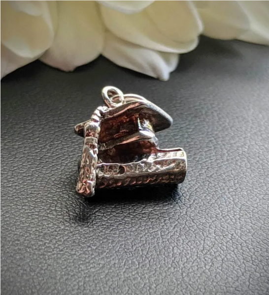 Vintage Sterling Silver Tassel Graduation Cap Charm