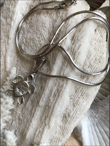 Vintage Turquoise Enameled Sterling Silver Sea Turtle Pendant Necklace