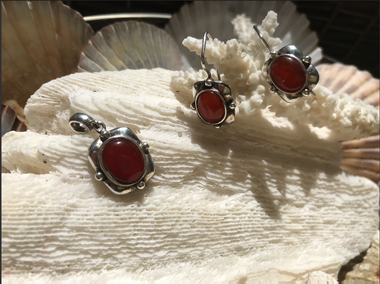 Vintage Sterling Silver Carnelian Stone Earrings and Pendant Set