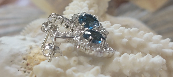 Striking London Blue Topaz 925 Sterling Silver 2.19 Ct Earrings