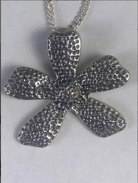 Sterling Silver Silpada Flower Pendant Necklace