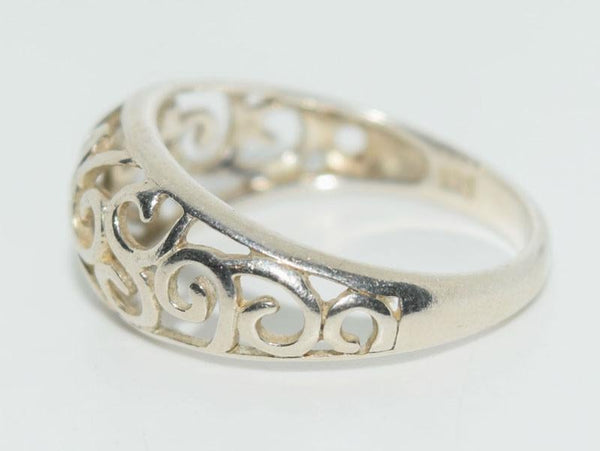 925 Sterling Silver Cut out Swirl Dome Ring Size 9