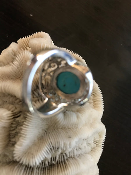 Sterling Silver Oval Turquoise Cut-Out Ring-Size 7