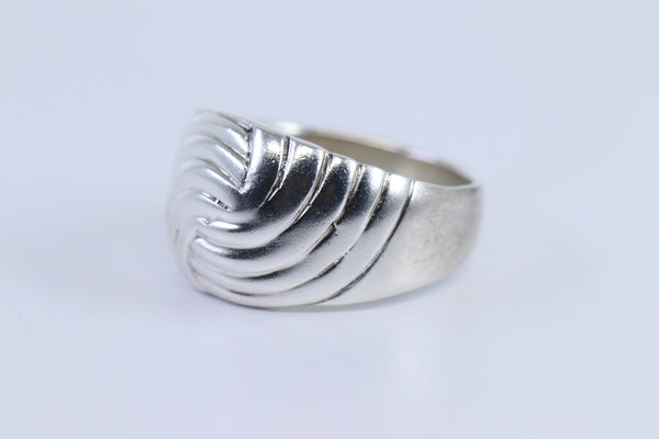 Vintage Sterling Silver Wave Ring Size 6.5